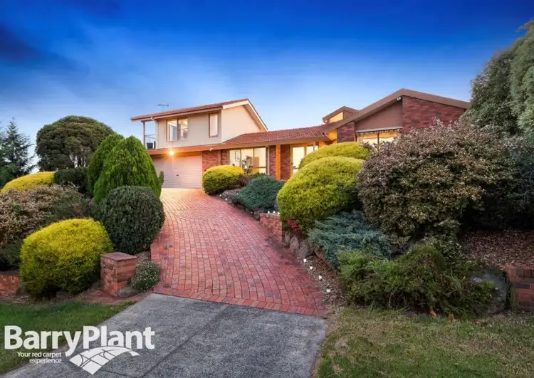 1 Hollyoak Rise, Eltham North VIC 3095