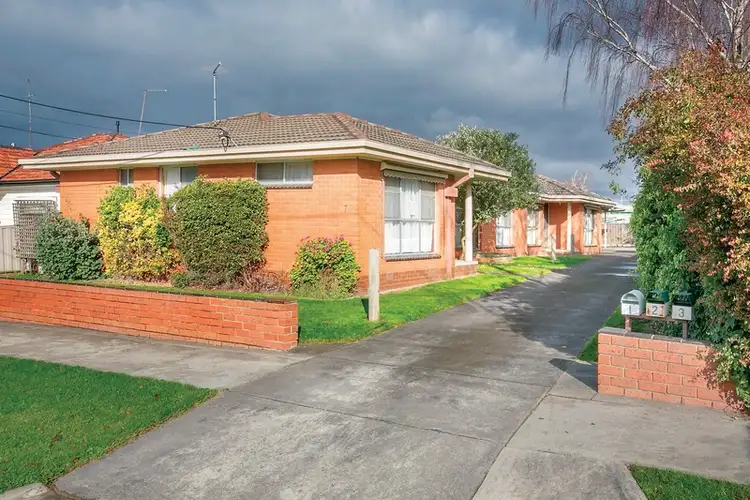Main view of Homely house listing, 2/7 Glasgow Street, Wendouree VIC 3355