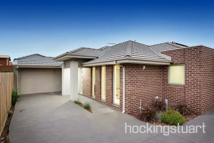 2/67 Corrigan Avenue, Brooklyn VIC 3012