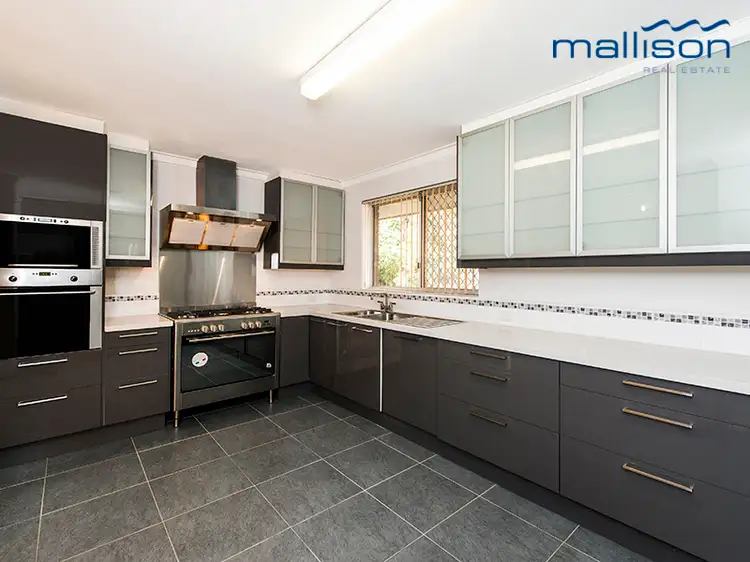 6 Greener Way, Kelmscott WA 6111