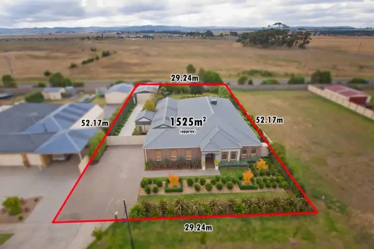 1 Macdougal Street, Kurunjang VIC 3337