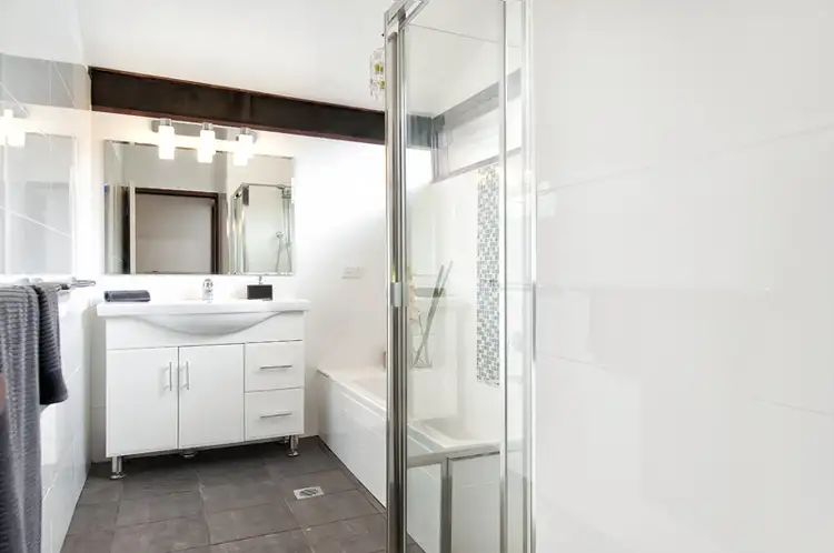 Seventh view of Homely house listing, 32 Kingsway Avenue, Rankin Park NSW 2287