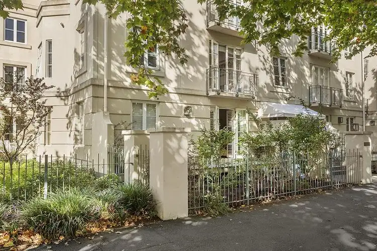 9/211 Wellington Parade South, East Melbourne VIC 3002