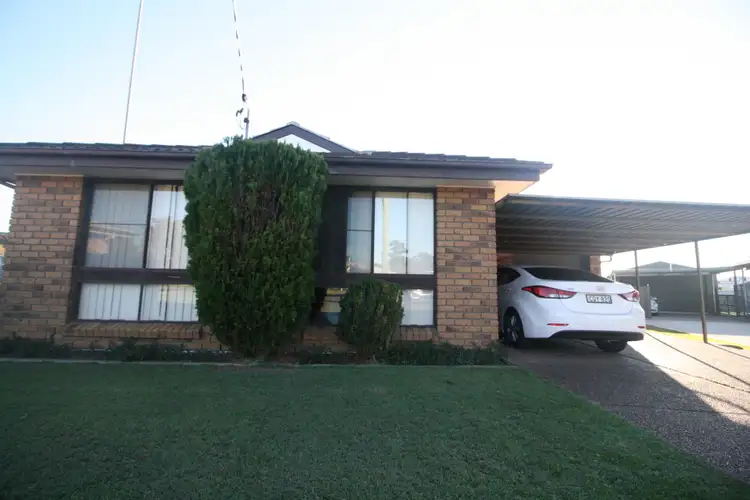 10 Elliot Street, Kurri Kurri NSW 2327