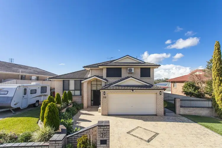 39 Lemonwood Circuit, Thornton NSW 2322