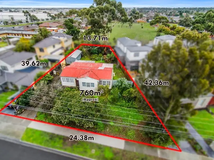Second view of Homely house listing, 9 Birch Avenue, Tullamarine VIC 3043