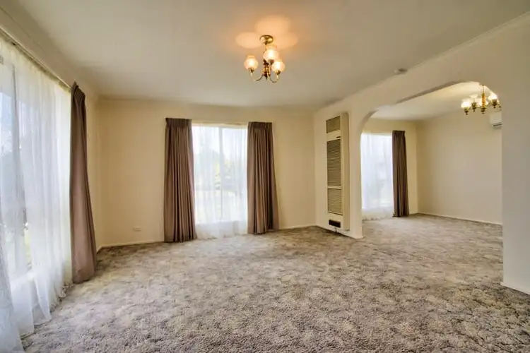 Second view of Homely unit listing, 2/2 Langham Road, Wendouree VIC 3355