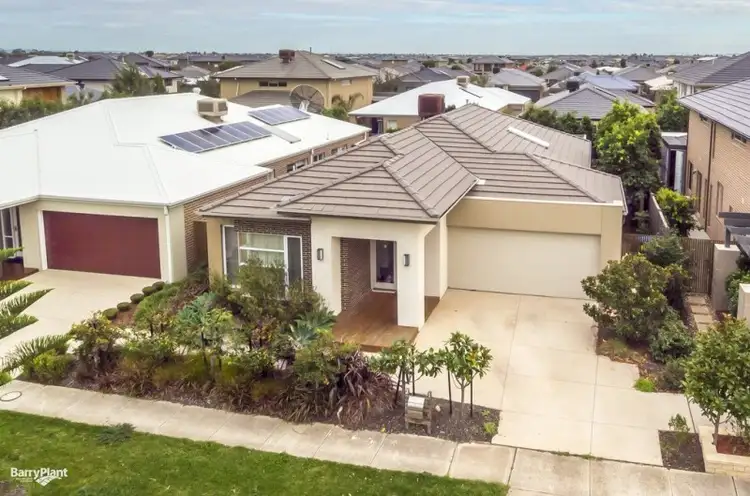 21 City Bay Drive, Point Cook VIC 3030