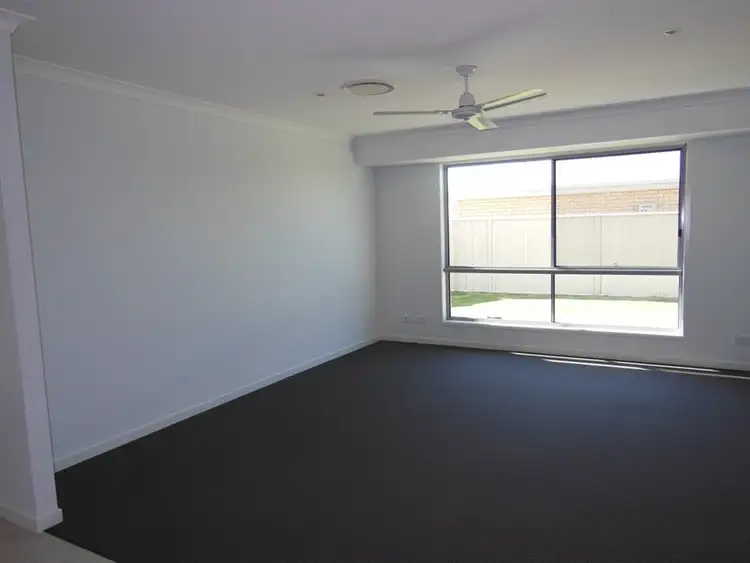 Sixth view of Homely house listing, 11 Reimers Street, Emerald QLD 4720