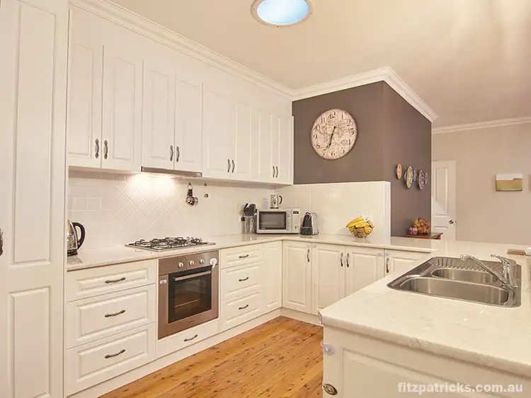 Sixth view of Homely house listing, 32 Kaloona Drive, Bourkelands NSW 2650