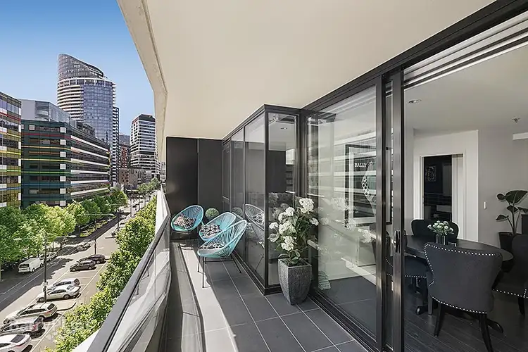 502/815 Bourke Street, Docklands VIC 3008
