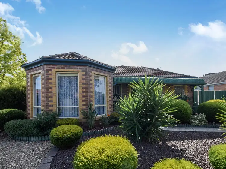 1 Woodfield Place, Sunbury VIC 3429