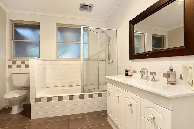 Third view of Homely house listing, 18 Terrigal Street, Mornington VIC 3931