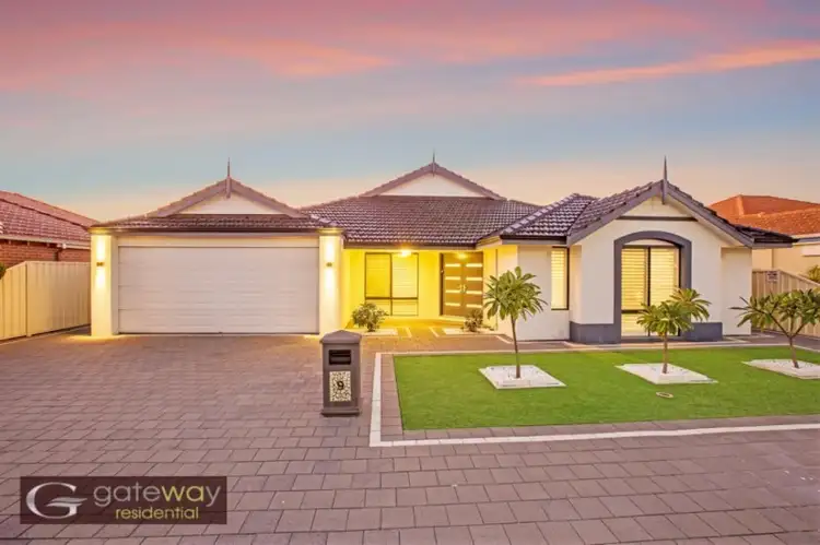 9 Burbank Street, Canning Vale WA 6155