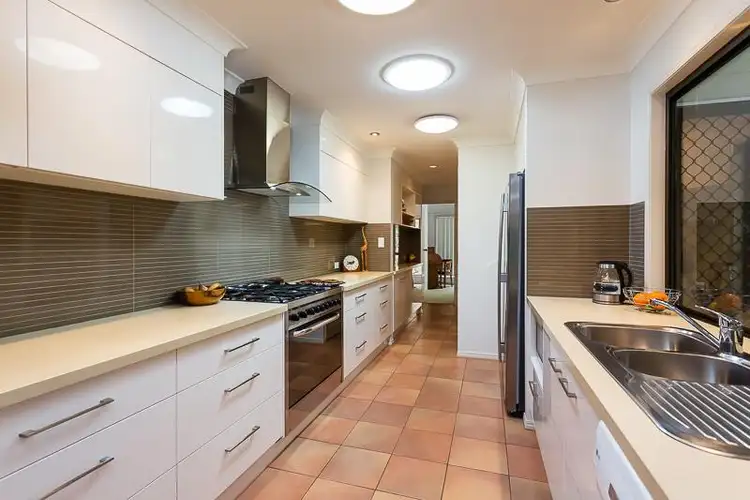 Second view of Homely house listing, 7 Venn Parade, Thornlands QLD 4164