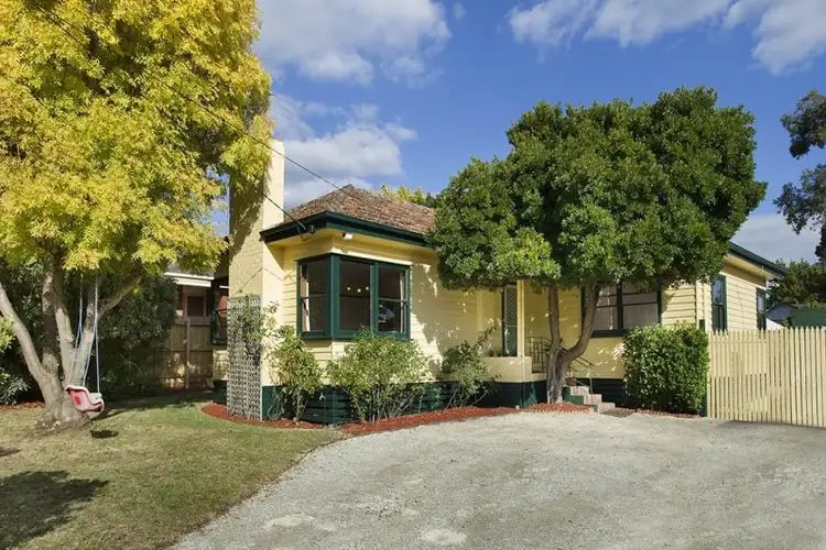 4 Lavelle Street, Blackburn South VIC 3130