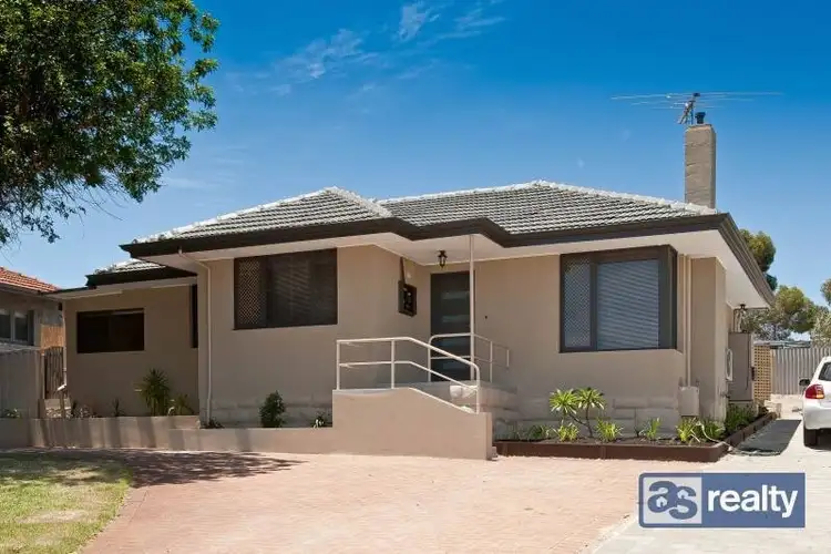 Second view of Homely house listing, 134 Broun Ave, Embleton WA 6062