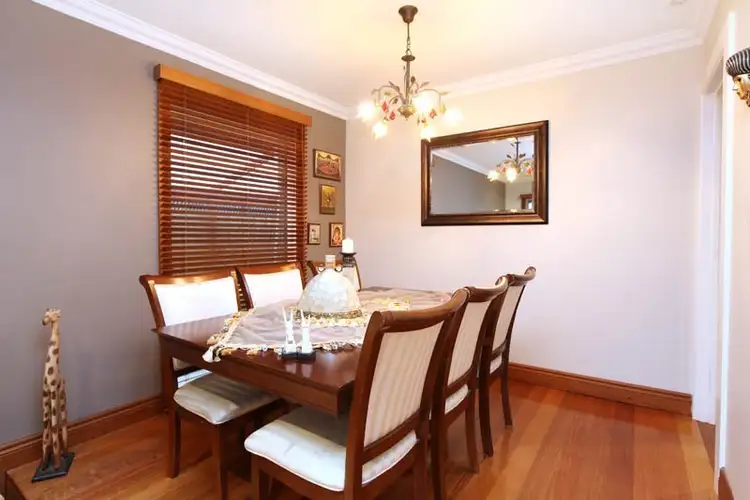 Fifth view of Homely house listing, 4 Mayfair Close, Gladstone Park VIC 3043