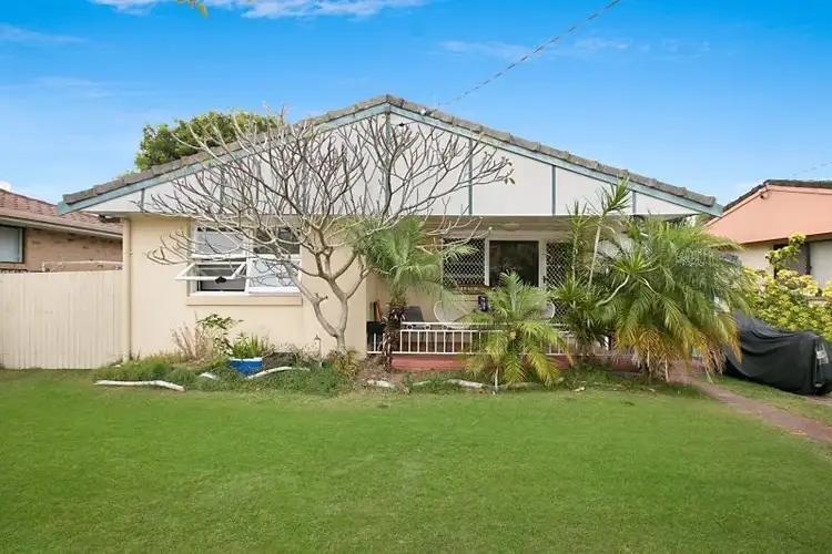 44 Bolton Street, Kirra QLD 4225