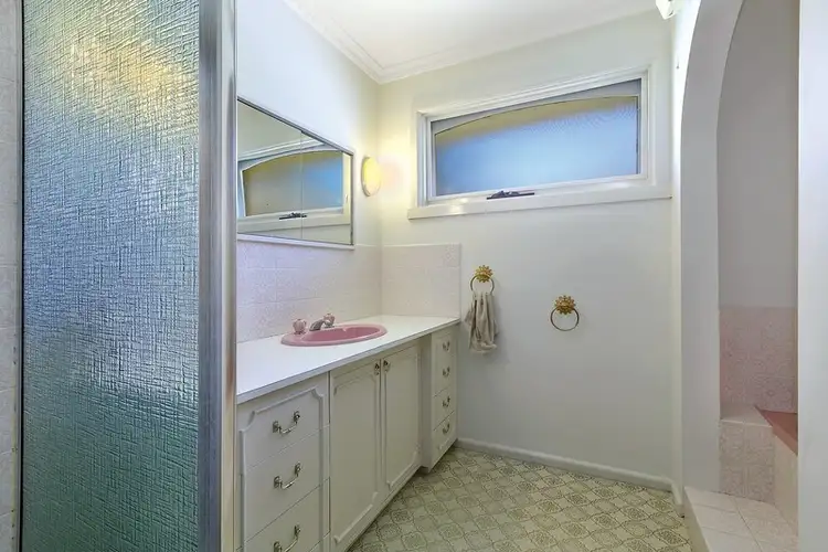 Sixth view of Homely house listing, 6 The Gums, Mount Clear VIC 3350