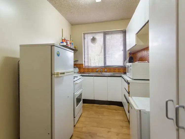 Fifth view of Homely apartment listing, 2/380 Nepean Highway, Frankston VIC 3199