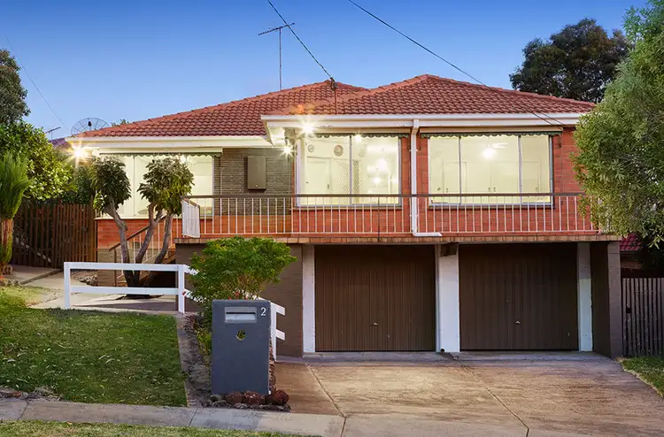 2 Roseland Grove, Doncaster VIC 3108