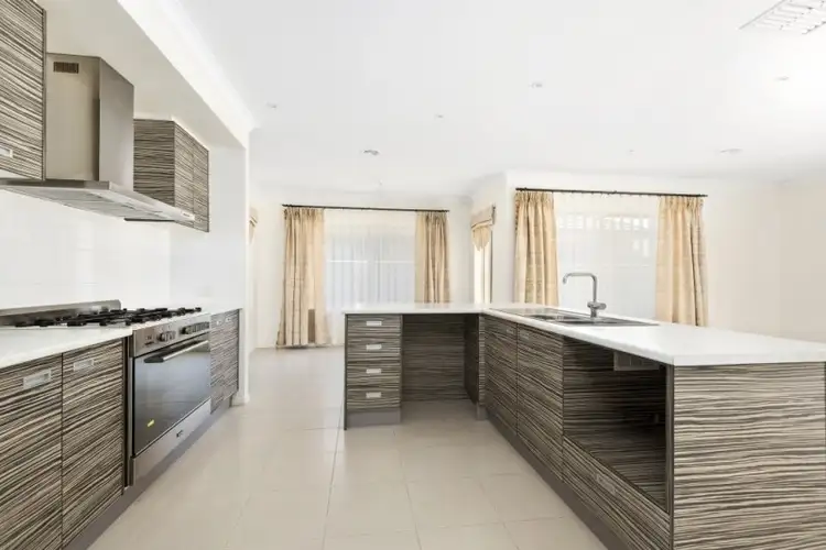 Sixth view of Homely house listing, 65 Sanctuary Lakes East Boulevard, Sanctuary Lakes VIC 3030