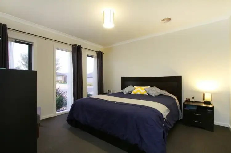 Fifth view of Homely house listing, 52 Eynesbury View, Wollert VIC 3750