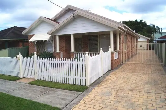 Main view of Homely house listing, 10 Hamilton Street, Hamilton North NSW 2292