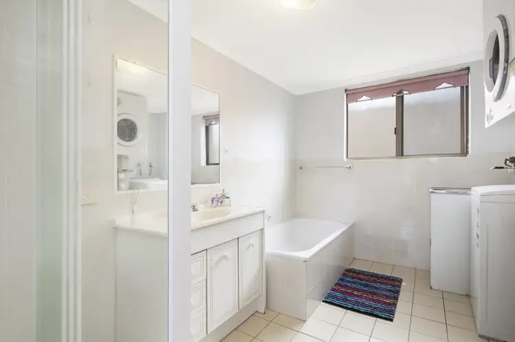 Fourth view of Homely unit listing, 4/182-184 Kennedy Drive, Tweed Heads West NSW 2485