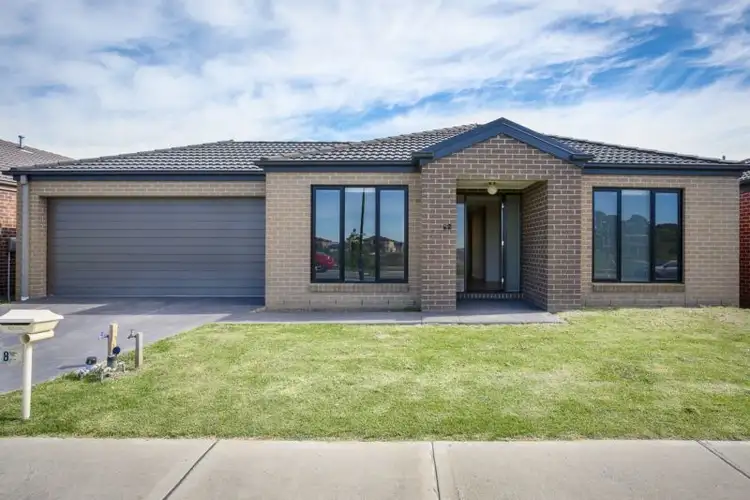 82 Bradford Drive, Cranbourne East VIC 3977