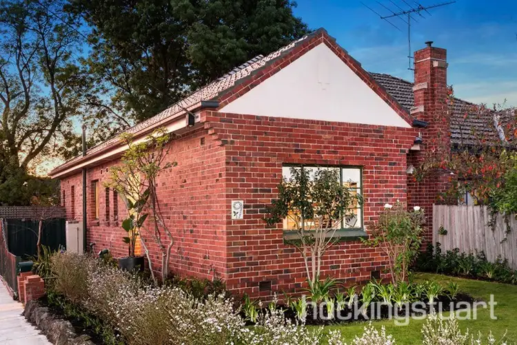 9 Sussex Road, Caulfield South VIC 3162