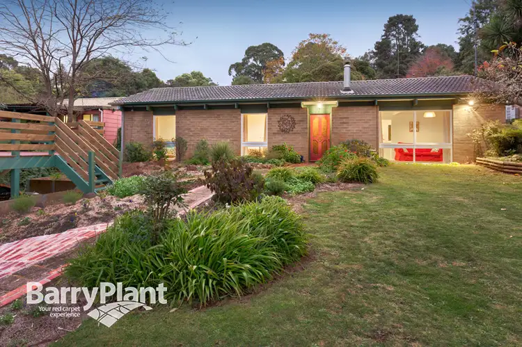 6 Paradise Grove, Emerald VIC 3782