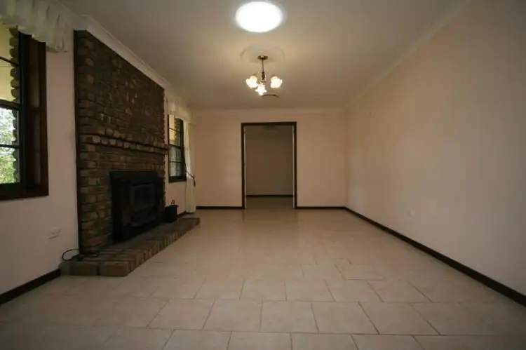 Second view of Homely house listing, 5 Freeman Drive, Lochinvar NSW 2321