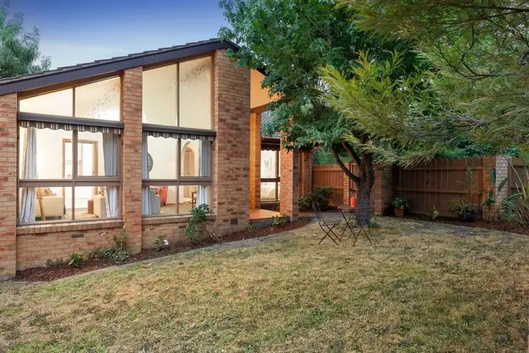 1/18 May Street, Doncaster East VIC 3109