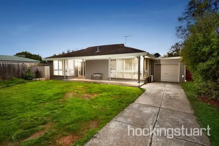 1 Oak Place, Melton West VIC 3337