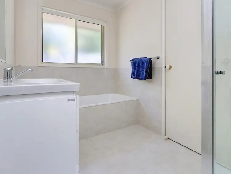Sixth view of Homely unit listing, 16 Hilltop Mews, Frankston VIC 3199