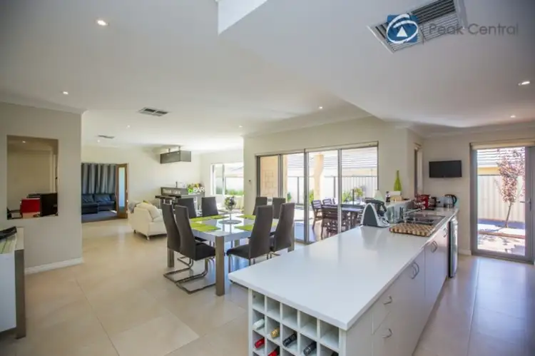 52 Durango Turn, Aubin Grove WA 6164