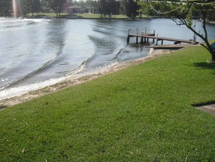 7 Cormorant Ave, Sussex Inlet NSW 2540