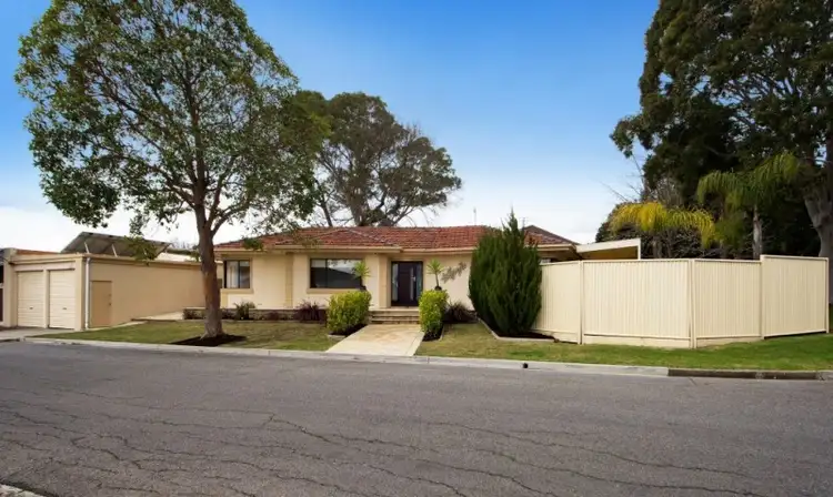 27 Rita Avenue (Corner of Thomson Pl), Rostrevor SA 5073