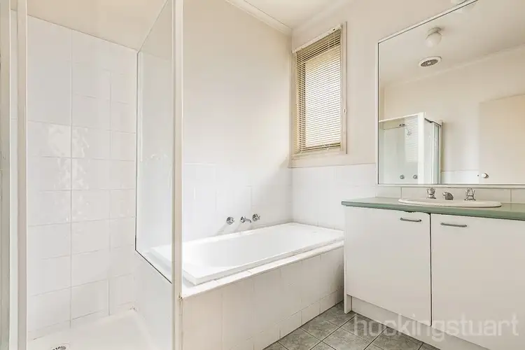 Fifth view of Homely unit listing, 3/2 Garden Road, Bentleigh East VIC 3165