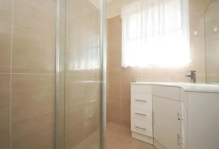 Sixth view of Homely house listing, 8 Rye Street, Dallas VIC 3047