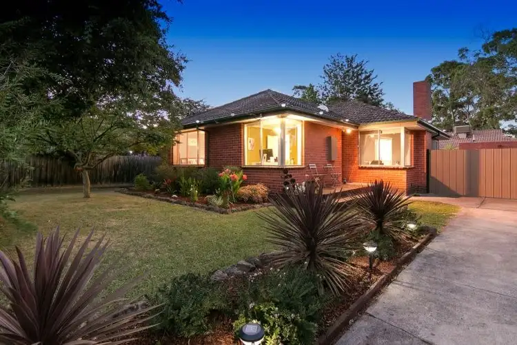 1 Swanley Avenue, Bayswater North VIC 3153
