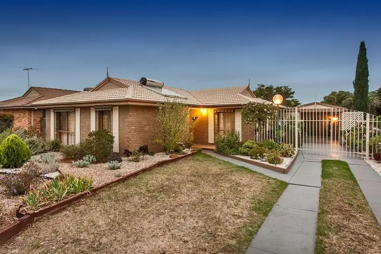 20 Cambrian Way, Melton West VIC 3337