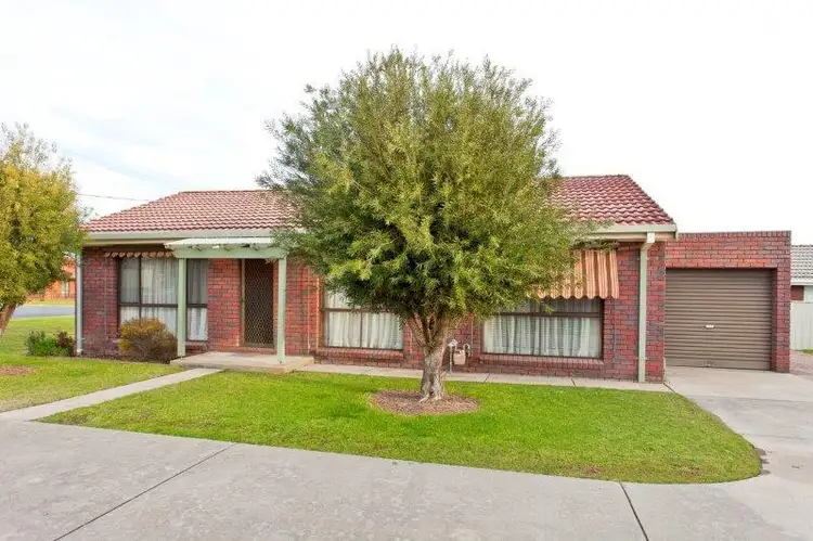 1/425 Bevan Street, Lavington NSW 2641