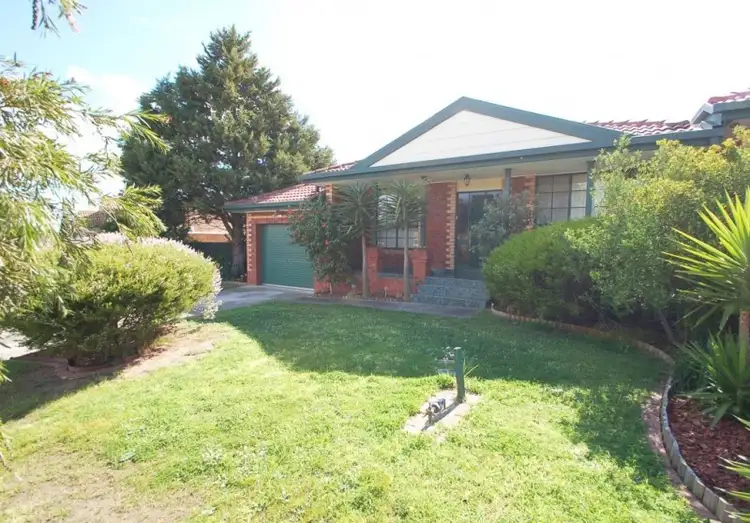 63 Nicholson Crescent, Meadow Heights VIC 3048