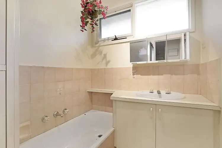 Fourth view of Homely unit listing, 2/8 Braeside Avenue, Ringwood East VIC 3135