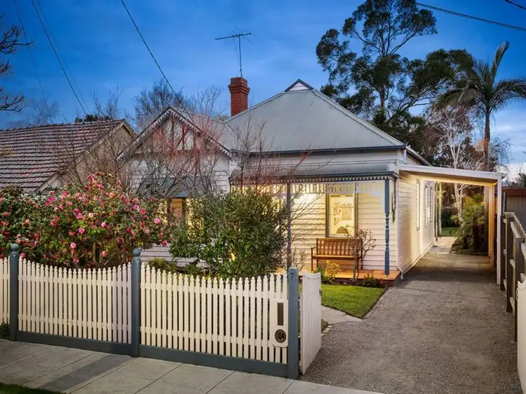 7 Graceburn Avenue, Carnegie VIC 3163