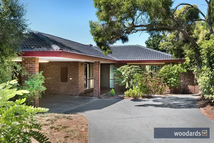 16 Milpera Crescent, Wantirna VIC 3152