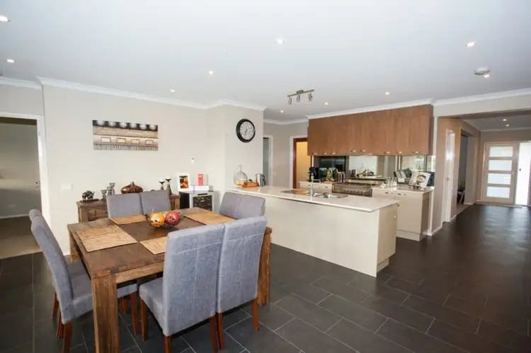 Fifth view of Homely house listing, 5 Dublin Place, Traralgon VIC 3844